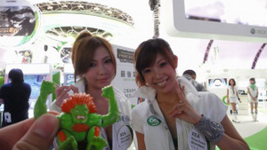 Ono-son with boothbabes 001